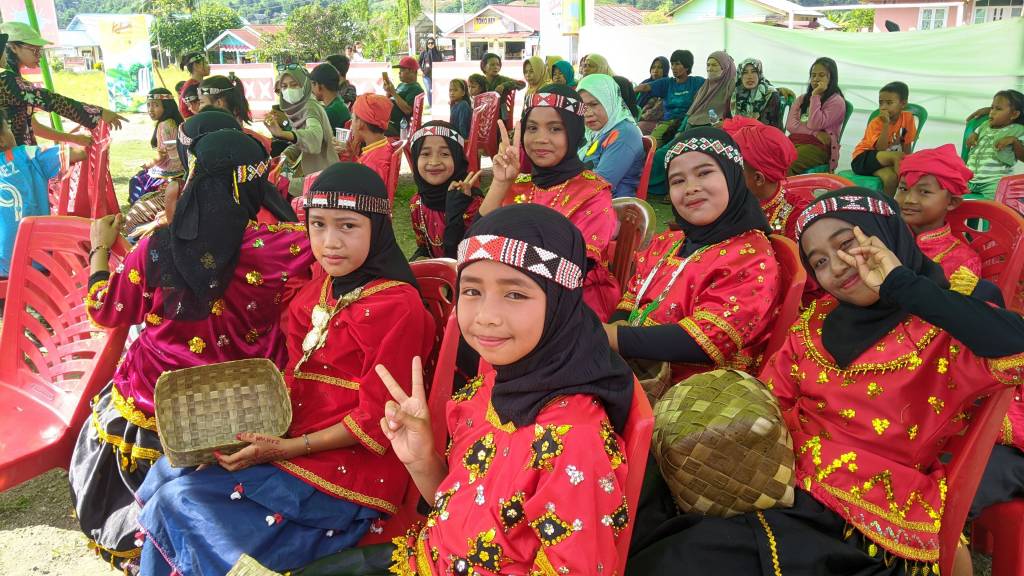 Penampilan tari oleh putra-putri Kulawi Foto oleh: NTFP-EP Indonesia (2025) 